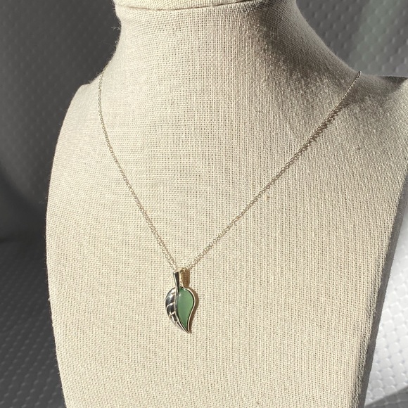 Sterling Silver 925 Jadeite Jade Leaf Pendant 19.5" Chain Necklace - Picture 3 of 15